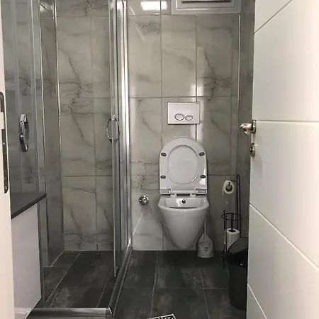 Lägenhet Merkezde Havuzlu Luks Daire!! Belek