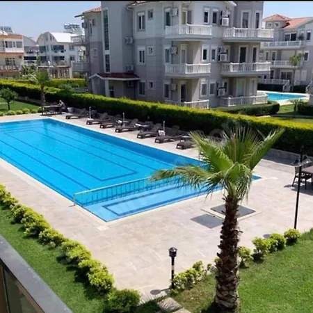 Merkezde Havuzlu Luks Daire!! * Belek